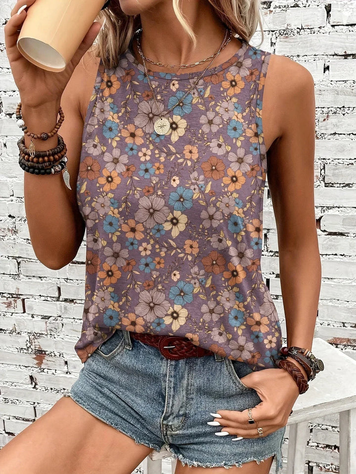 Lilou - Casual Summer Top With Floral Print