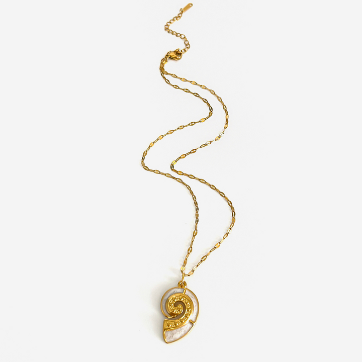 Eylin - Golden Tide Pendant Set