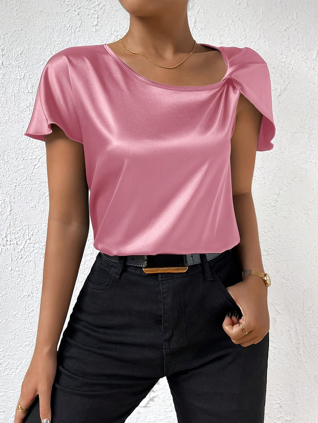 Loretta - Trendy Top With Unique Shoulder Detail