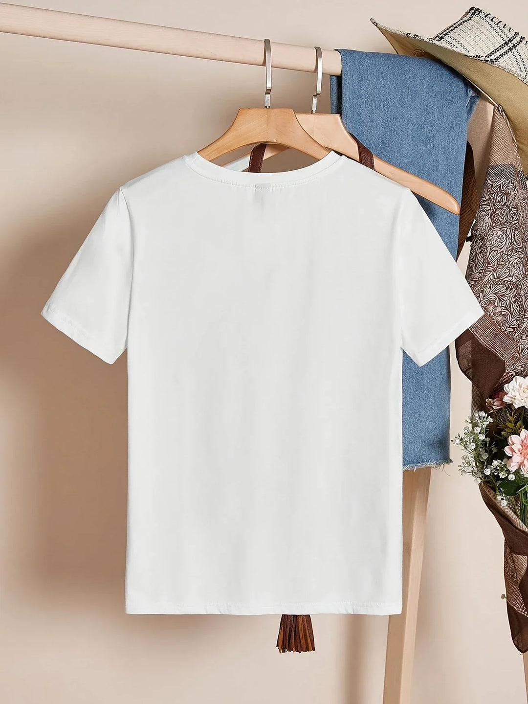 Larson - Casual Short Sleeve T Shirt With Heart Print