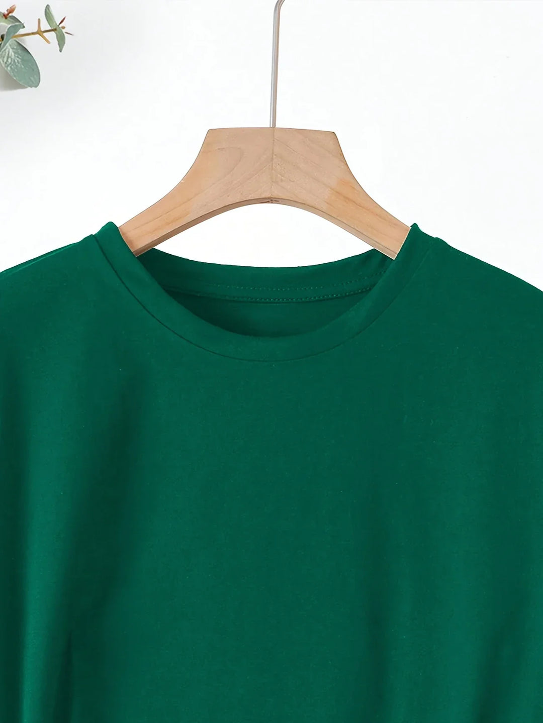 Larson - Casual Short Sleeve T Shirt With Heart Print