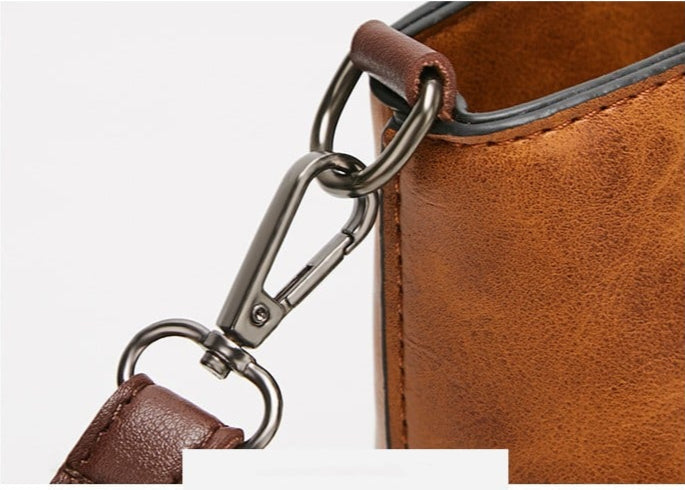 Britney - Stylish Leather Shoulder Bag