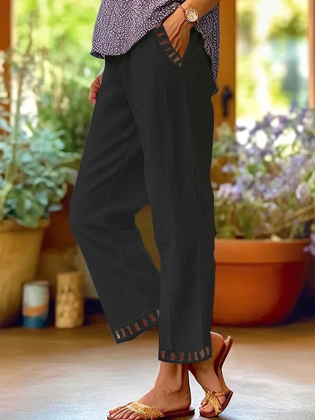 Tracey - Contrast Trim Cropped Pants