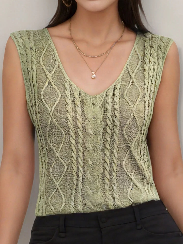 Juno - Casual Sleeveless Top With V Neck