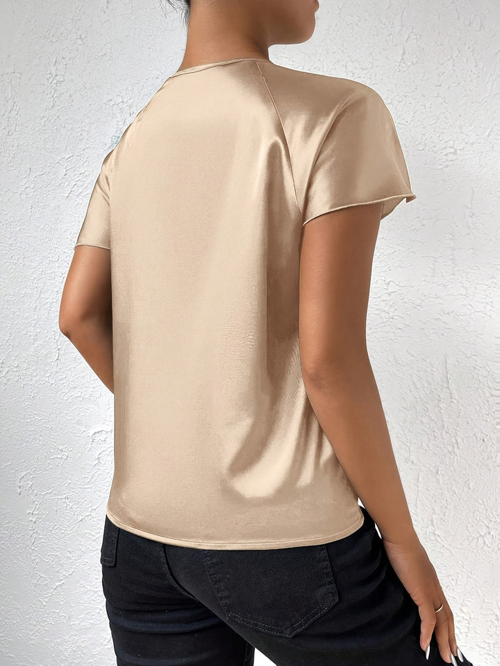 Loretta - Trendy Top With Unique Shoulder Detail