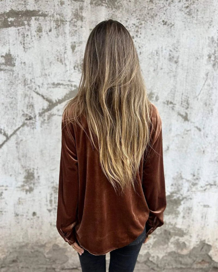 Arinka - Elegant Long Sleeve Shirt