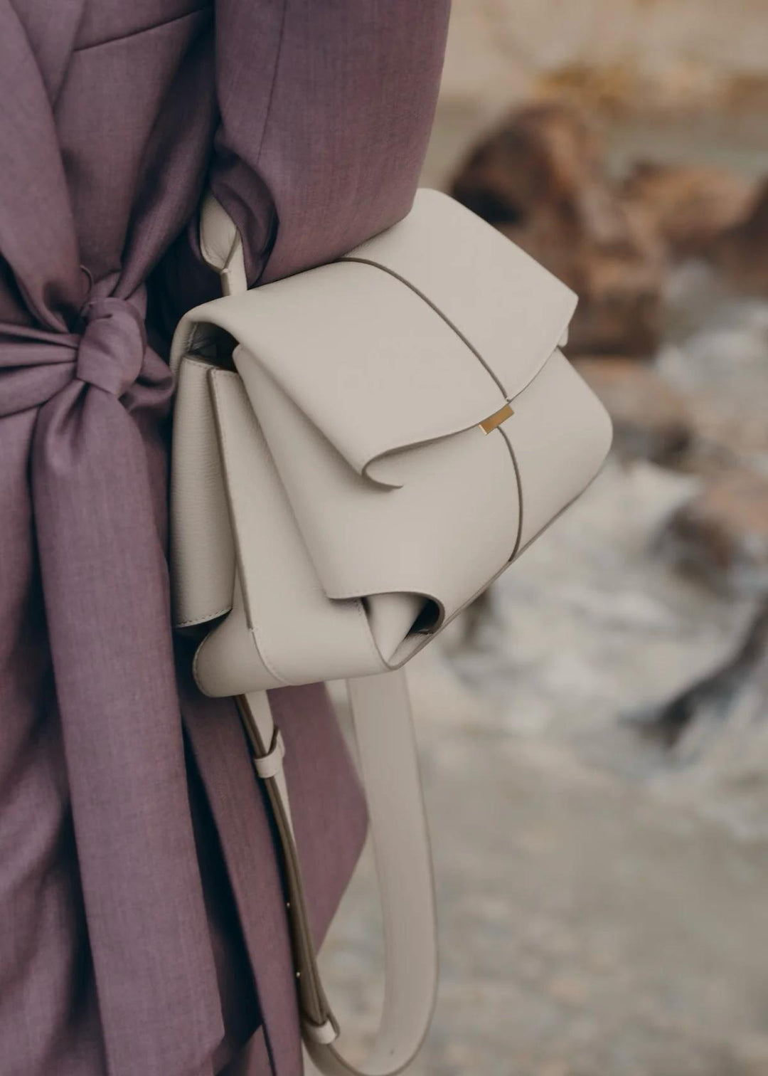 Vinea - Large Capacity Leather Shoulder Bag