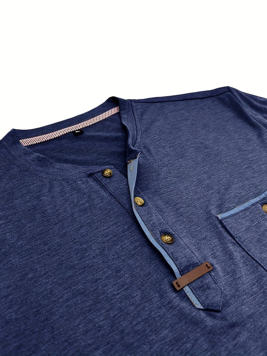 Saxon - Elegant Round Neck T Shirt With Pocket