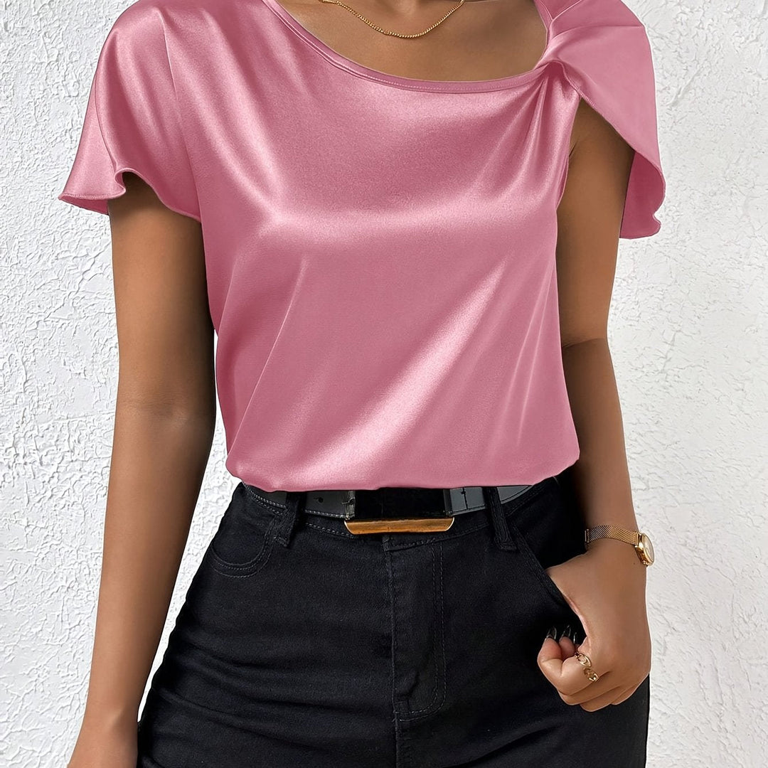 Loretta - Trendy Top With Unique Shoulder Detail