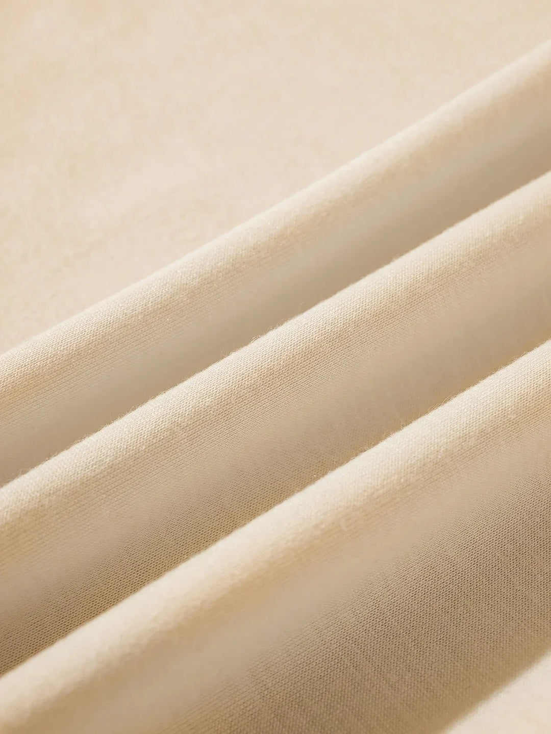 Larson - Casual Short Sleeve T Shirt With Heart Print