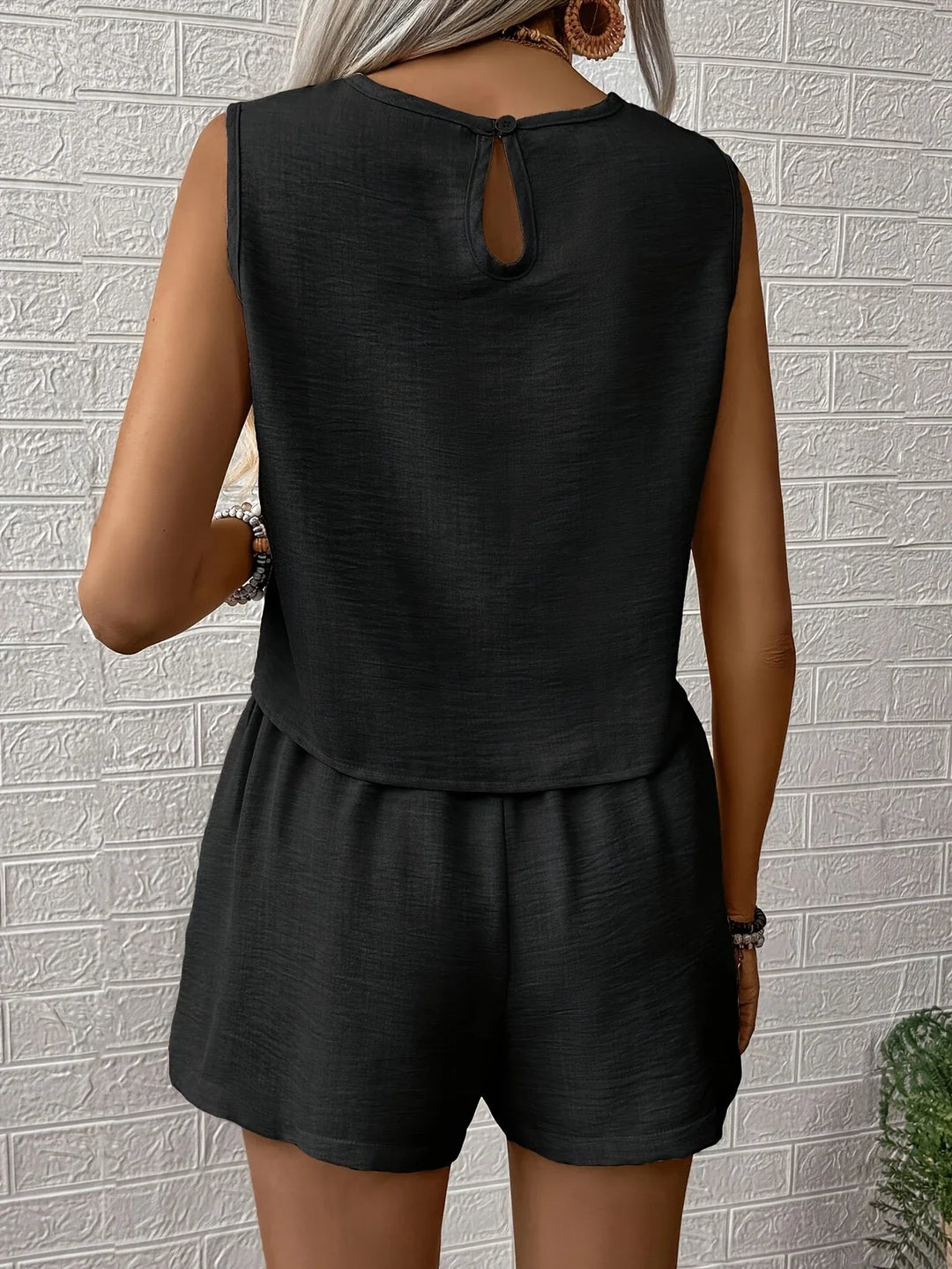 Nella - Casual Sleeveless Top And Shorts Set
