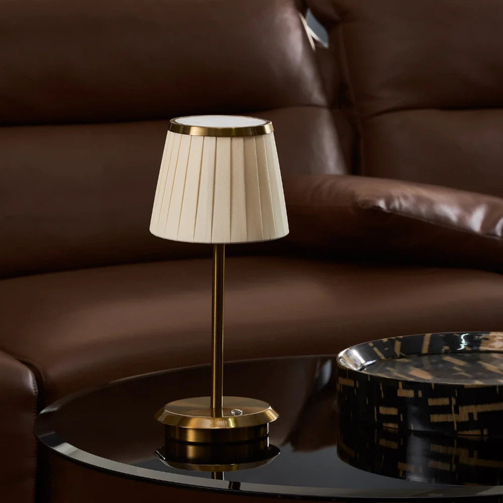 LuxeGlow - Classic Elegance Table Lamp